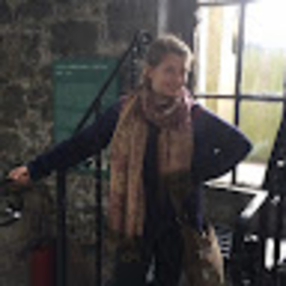 Meet your Posher, Kate - Picture 1 of 1